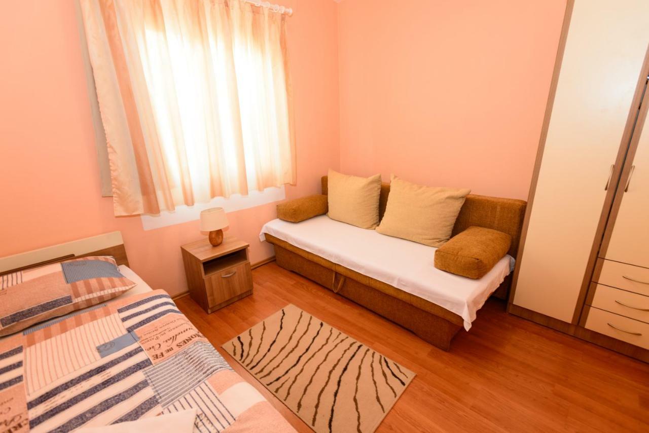 Apartments Maris Starigrad Paklenica Ngoại thất bức ảnh