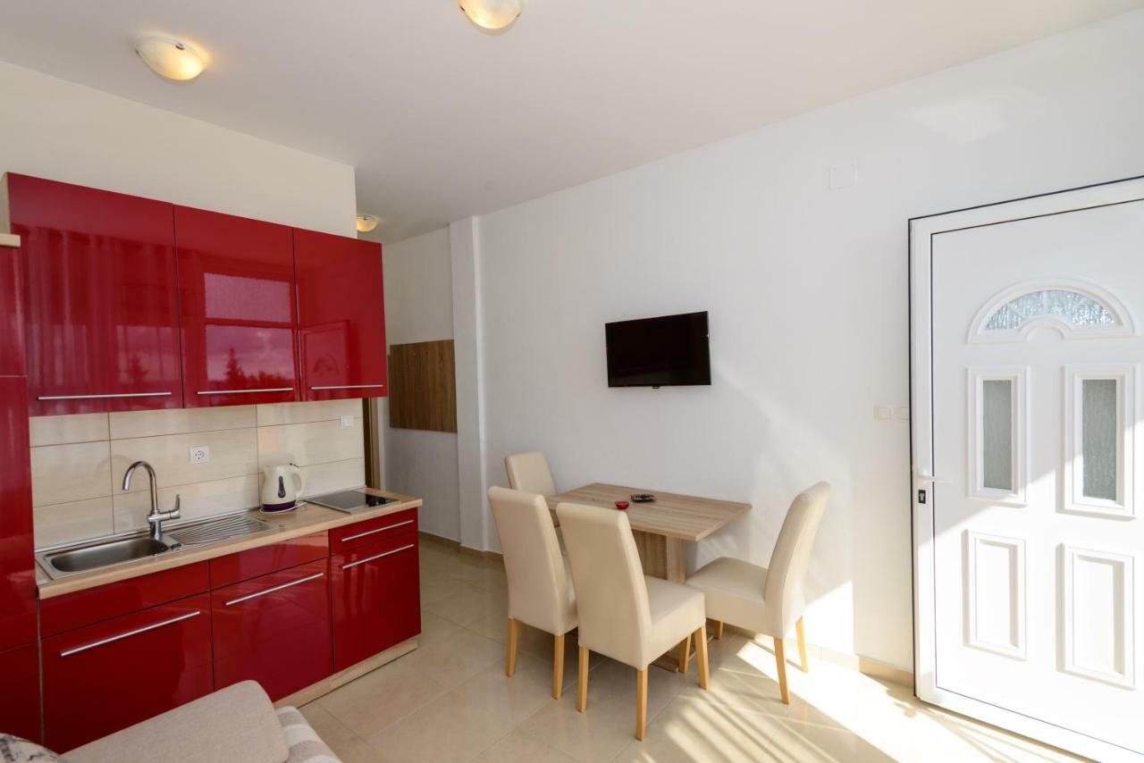 Apartments Maris Starigrad Paklenica Ngoại thất bức ảnh